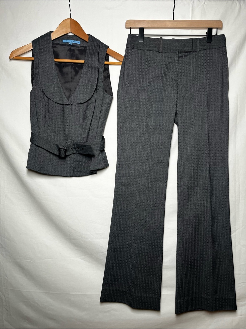 Antonio Melani Charcoal Textured Stripe Vest & Pants Set Size 0